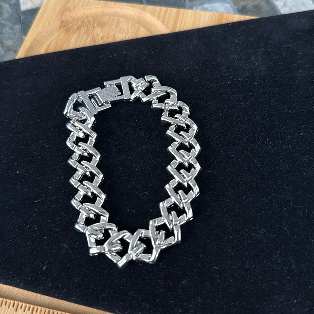 Adornia Silver Bracelet plated Rhodium curb cubic zirconia - Picture 6 of 6
